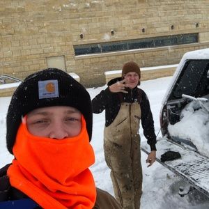 Meet your Posher, Max